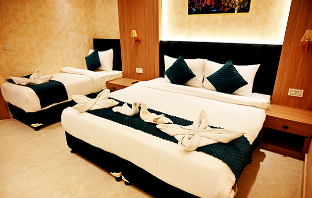 Hotel Aashraya Vrindavan